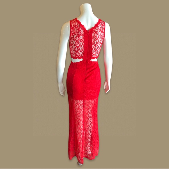 ⚜️ Nikibiki Lace High-Low Cut-Out Waist Maxi Dress ⚜️ - Picture 5 of 9